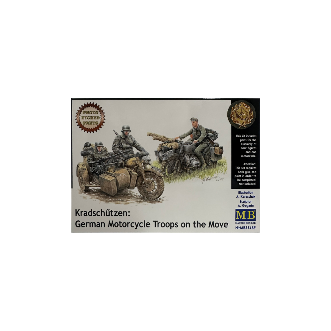 German Motorcycle Troops on the Move 1/35