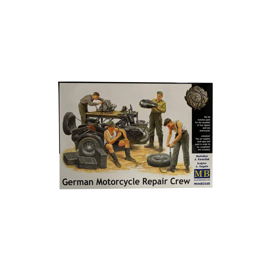 German Motorcycle Repair Crew 1/35