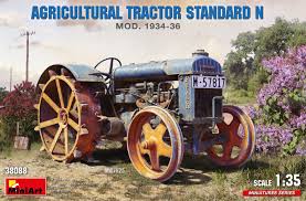 Agricultural Tractor Standard N 1/35